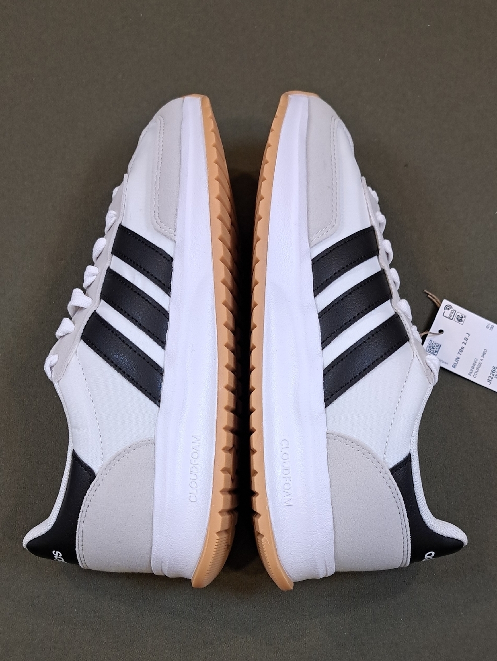 Adidas Run 70s 2.0 Shoes - Color: White/Black/Grey - Size: Juniors 7 - Picture 7 of 10